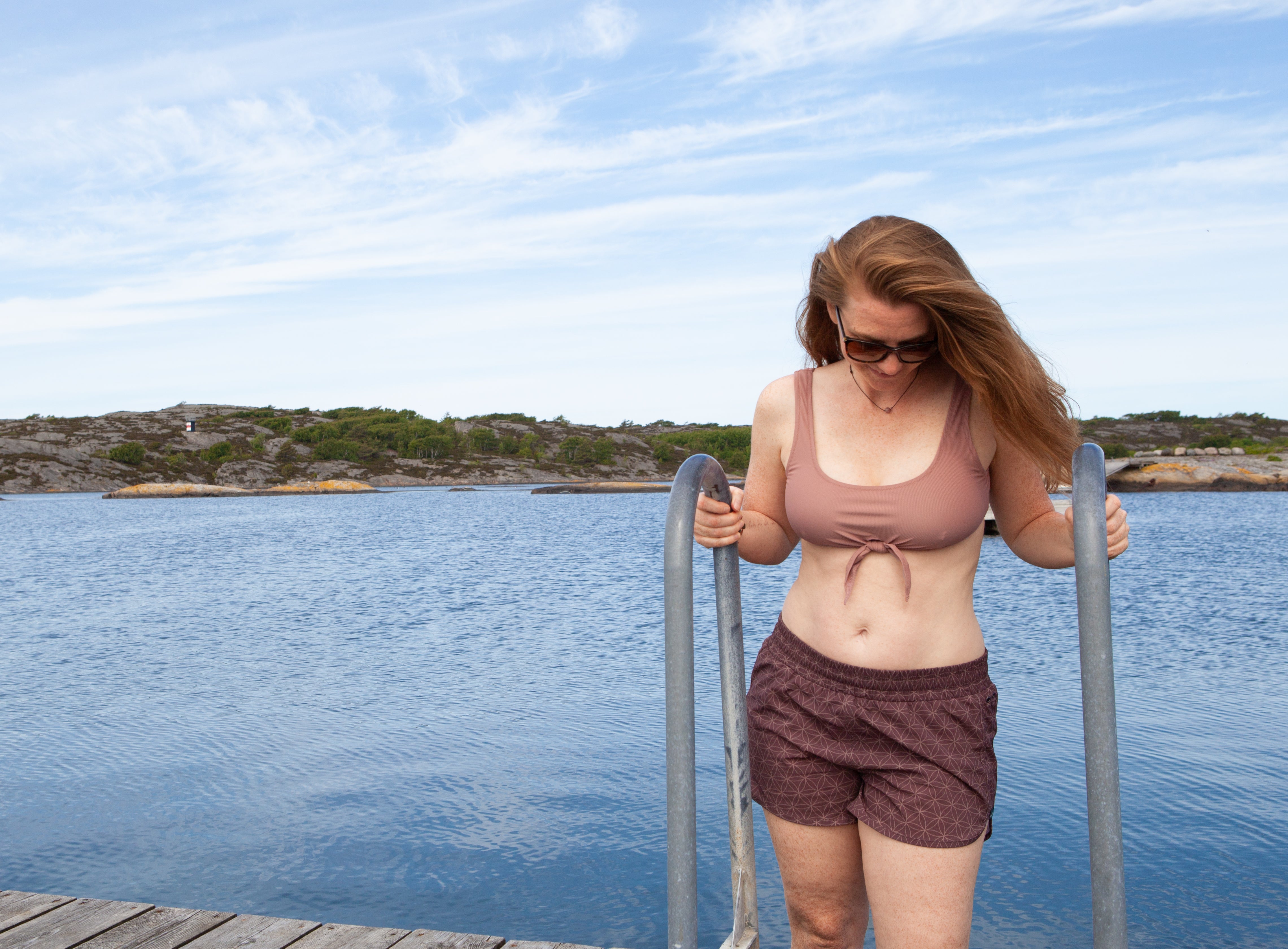 Bikinilinjen – en linje du behöver skapa på din kropp – med en rakhyvel