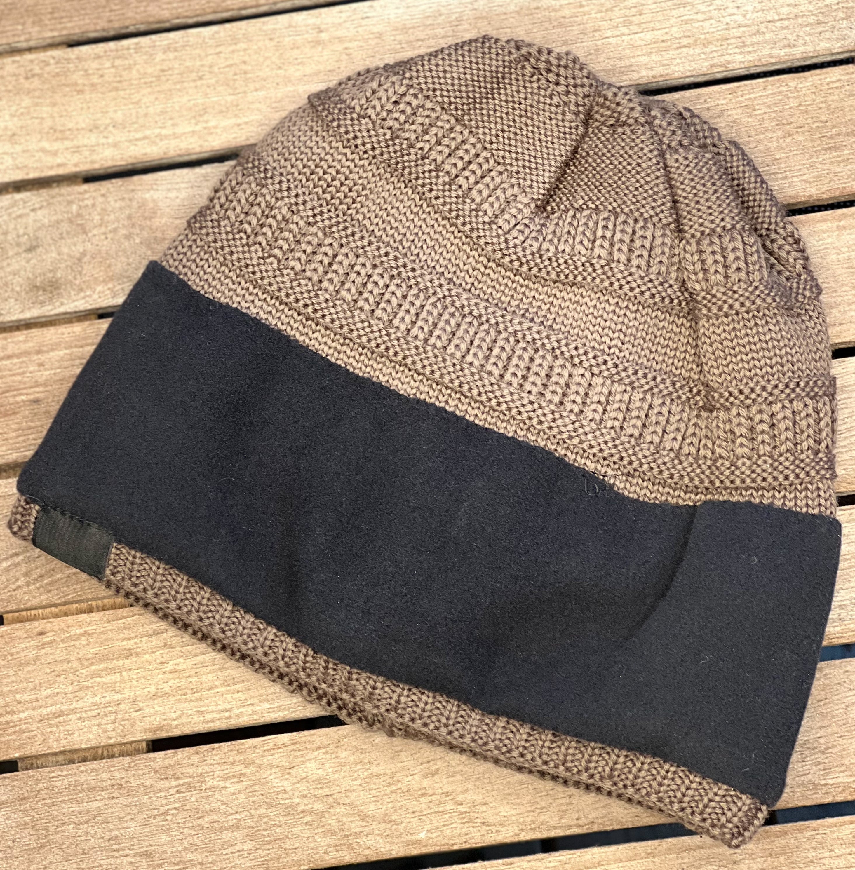 Beanie Hairdue Moonrise of Sweden